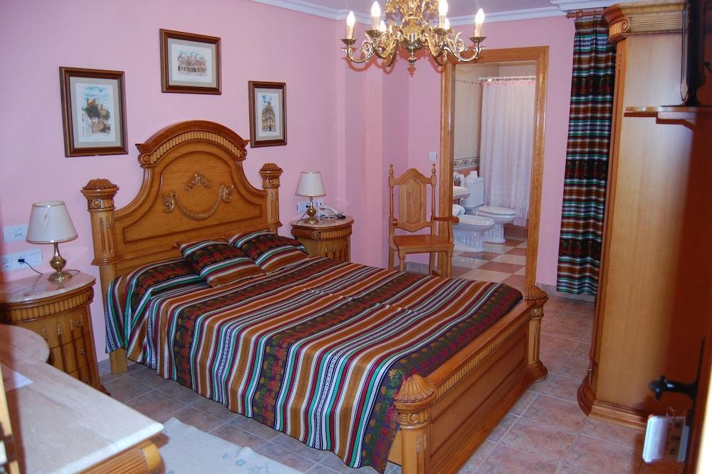 Hotel Flor De La Mancha La Roda Exterior photo
